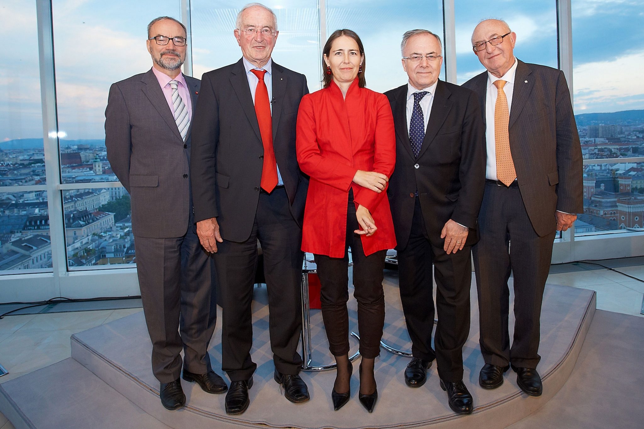 Zukunft im Turm mit Rolf Tophoven: „Die Gefahren des Terrorismus