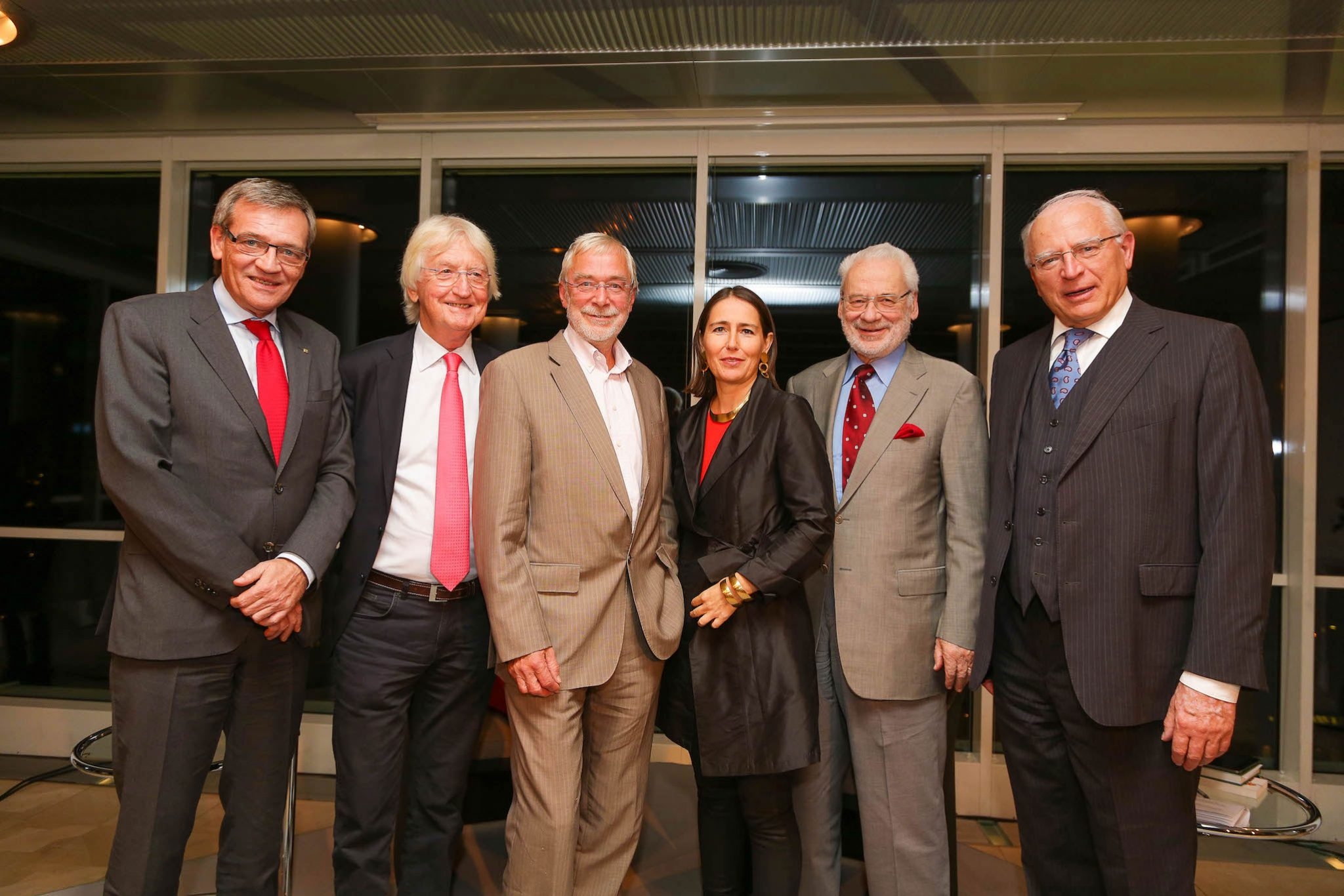 Am Bild v.l.n.r.: Mag. Robert Lasshofer (Generaldirektor der Wiener Städtischen Versicherung), Dkfm. Karl Fink (Vorstandsdirektor des Wiener Städtischen Versicherungsvereins), Prof. Gerald Hüther (Bildungsexperte und Hirnforscher), Dr. Erhard Busek (Ex-Vizekanzler) und Dr. Claus Raidl (Präsident der Oesterreichischen Nationalbank). © Wiener Städtische Wechselseitiger Versicherungsverein/APA-Fotoservice/Tanzer